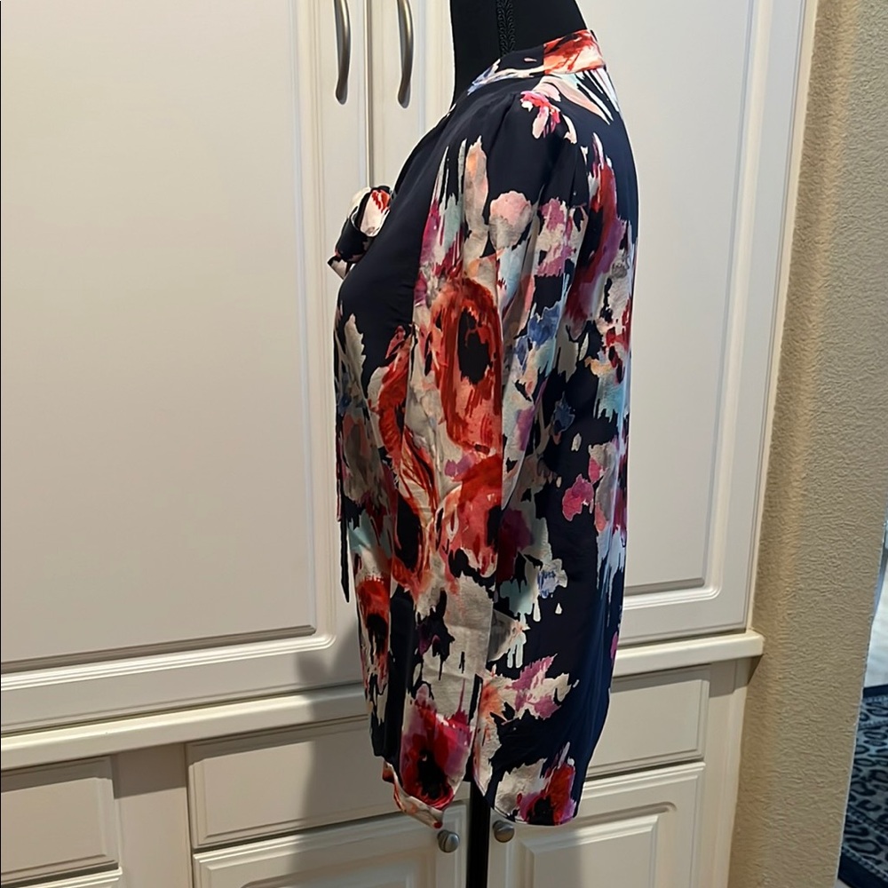 Kate Soade Floral blouse with necktie - Picture 2 of 9